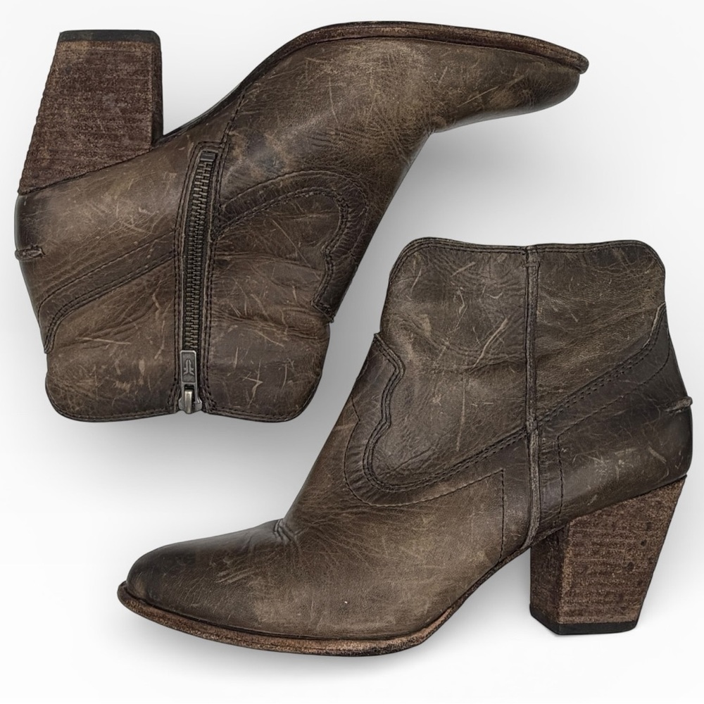 Frye Distressed Western Dark Gray/Brown Leather Ankle Booties -Size 7.5